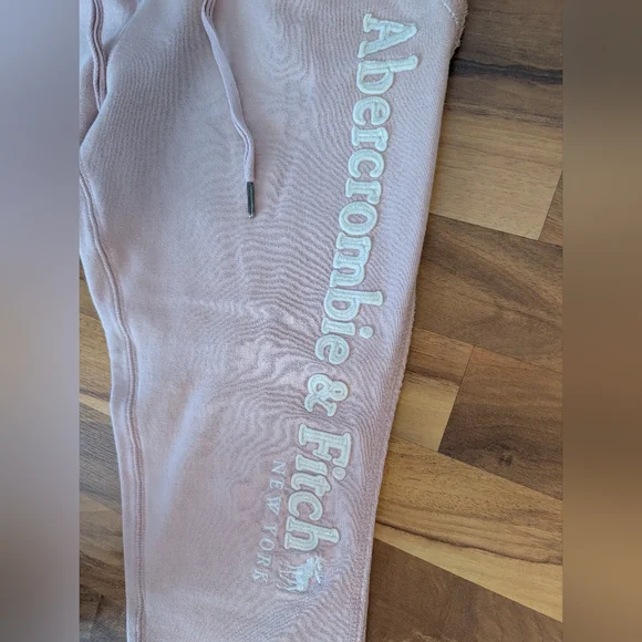 🩷 Abercrombie & Fitch Soft AF Collection Baby Pink Sweatpants Joggers - Picture 4 of 8